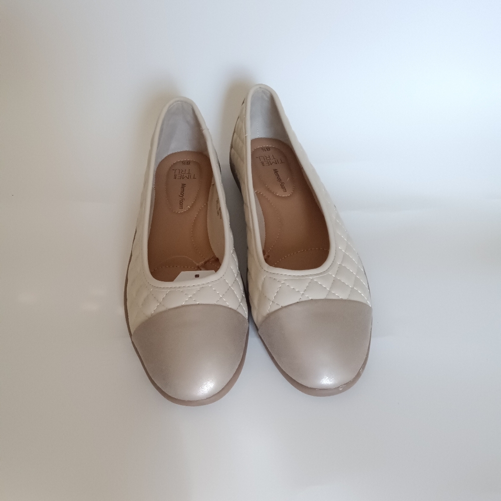 Flats shoes time and tru size 8.5